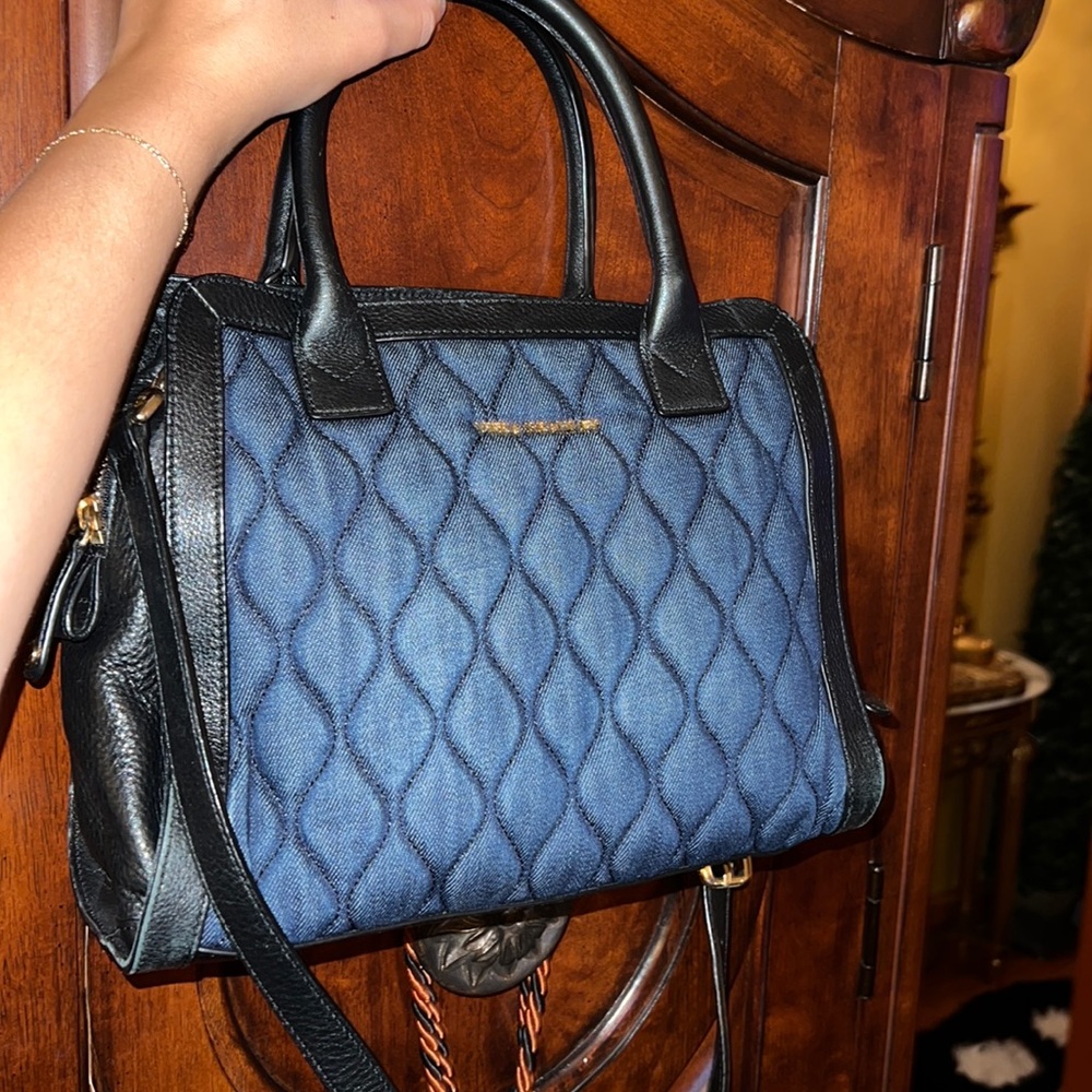 Vera Bradley Jean purse with strap